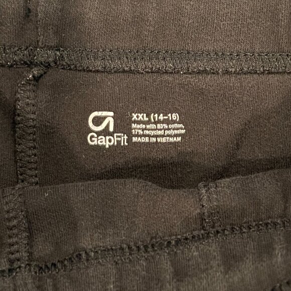 Boys GapFit Kids Pull-On Shorts Set of 2 Size: XXL (14/16) Color: Gray & Black - Picture 3 of 5